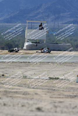 media/Nov-16-2025-Race Pace (Sun) [[8c5fa54630]]/Verified Riders/2-Turn 7 (945am)/